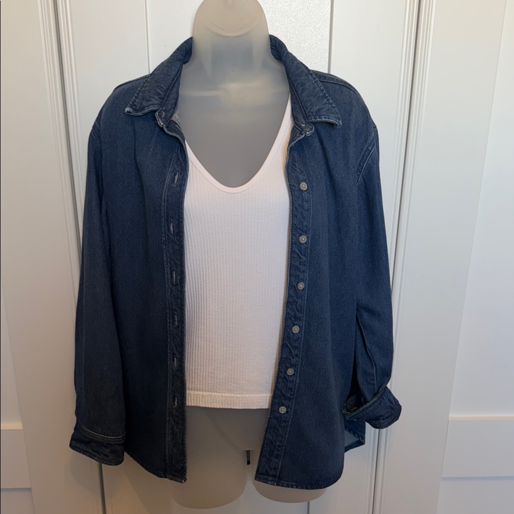 7 for all Mankind oversized denim shirt jacket, size Small.